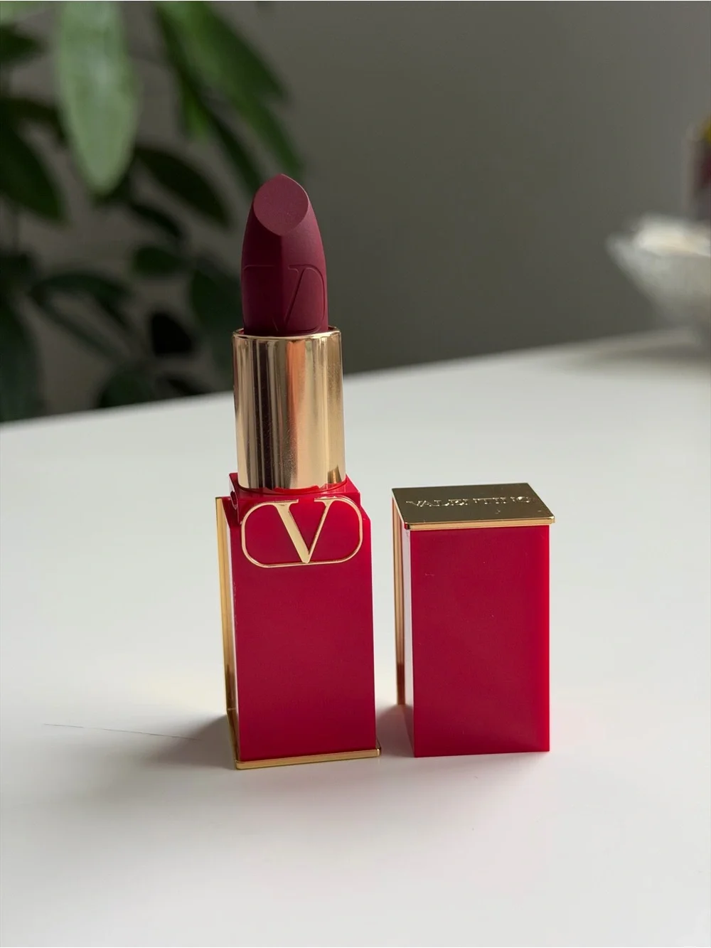 Valentino Rosso Matte Lipstick 502R Full Size 0.12 oz New Never Used No Box